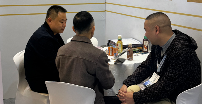 華榮華 | 慕尼黑上海電子生產(chǎn)設(shè)備展第二天：熱度不減，探針賦能智造深耕致遠(yuǎn)